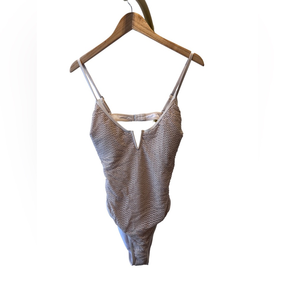 Cupshe Beige Crochet V-Wire One-Piece, XL NWT
